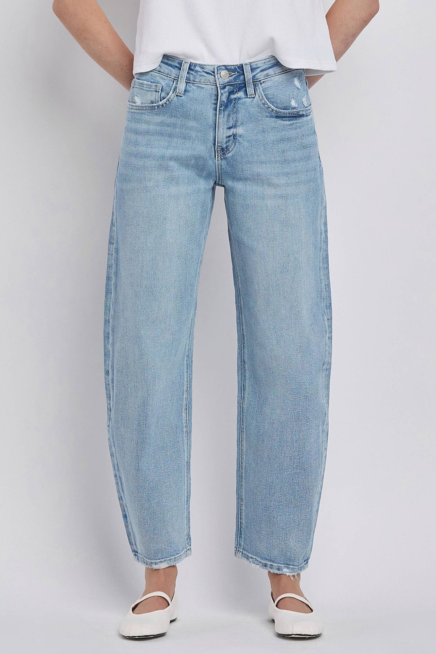 Jean à jambes de baril