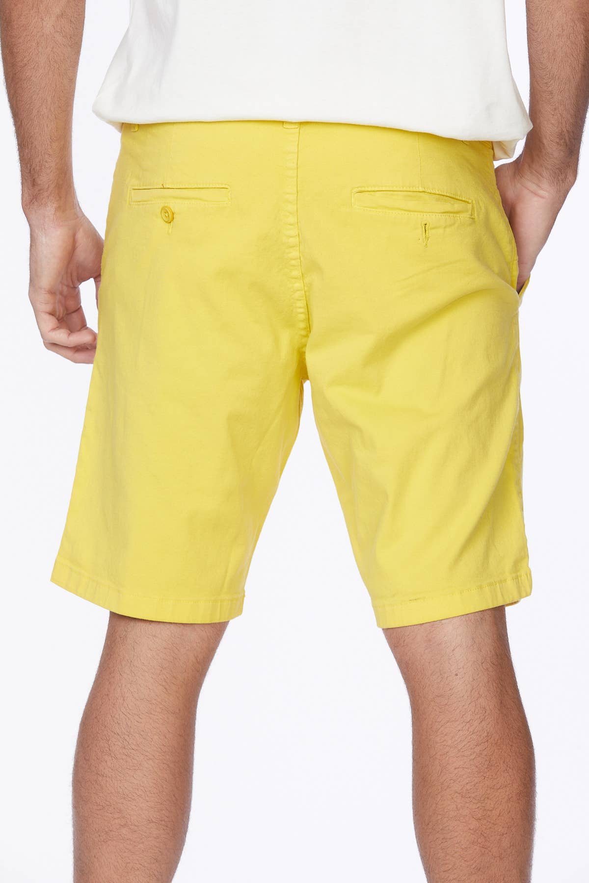 Shorts chino en twill stretch d'été pour homme à 4 poches en canari