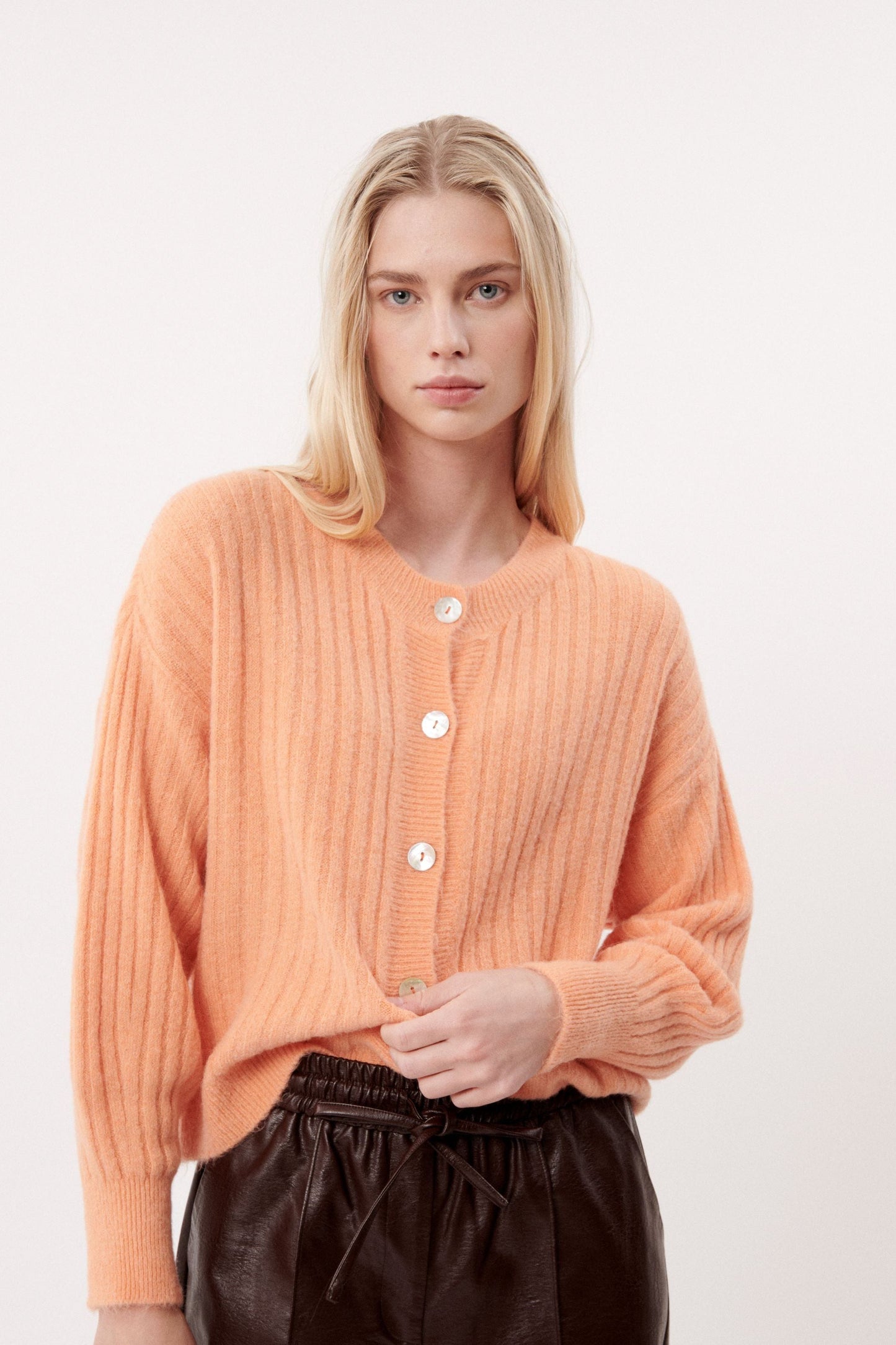 Elene Soft Yarn Cardigan - Ms.Meri Mak