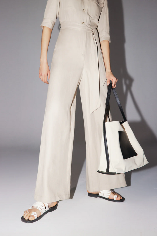 Le Pouvoir du Pantalon Simple – Kaki Clair