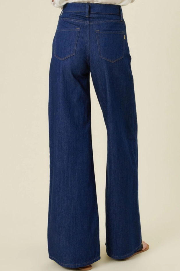 Jean taille haute à jambe très large et délavage foncé