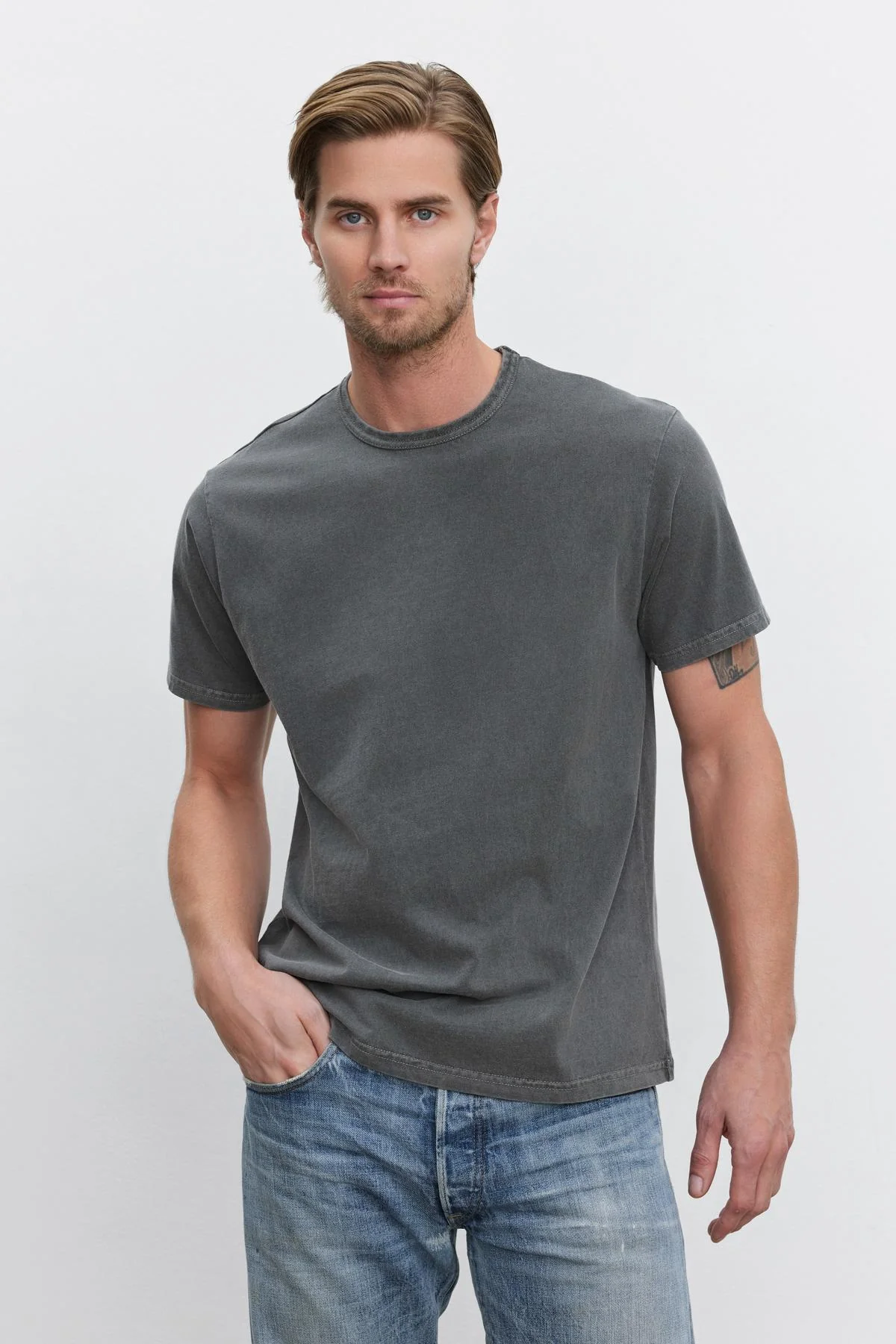 Samsen Tee by Velvet