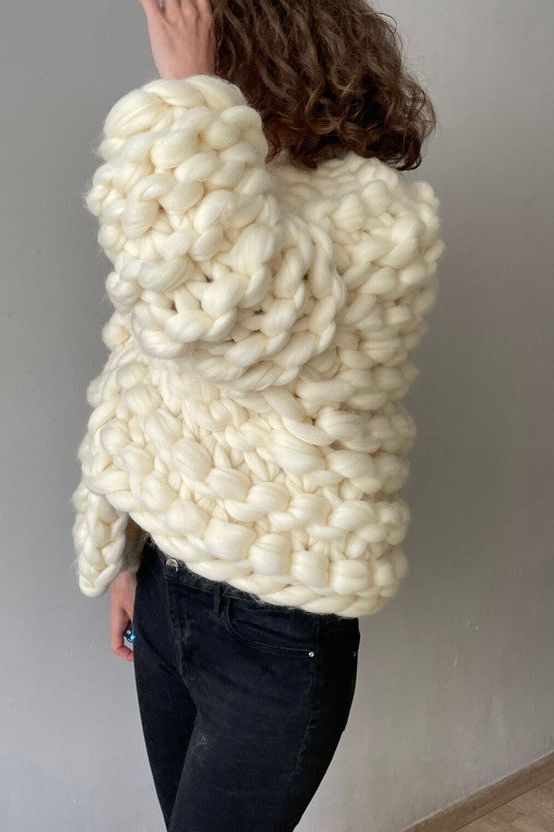 Bonita Chunky Cropped Knit Cardigan -Ivory - Ms.Meri Mak