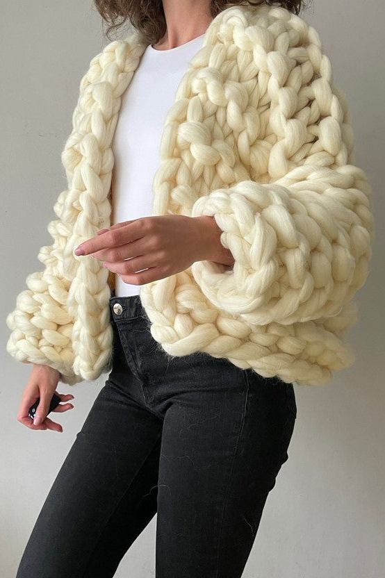 Bonita Chunky Cropped Knit Cardigan -Ivory - Ms.Meri Mak