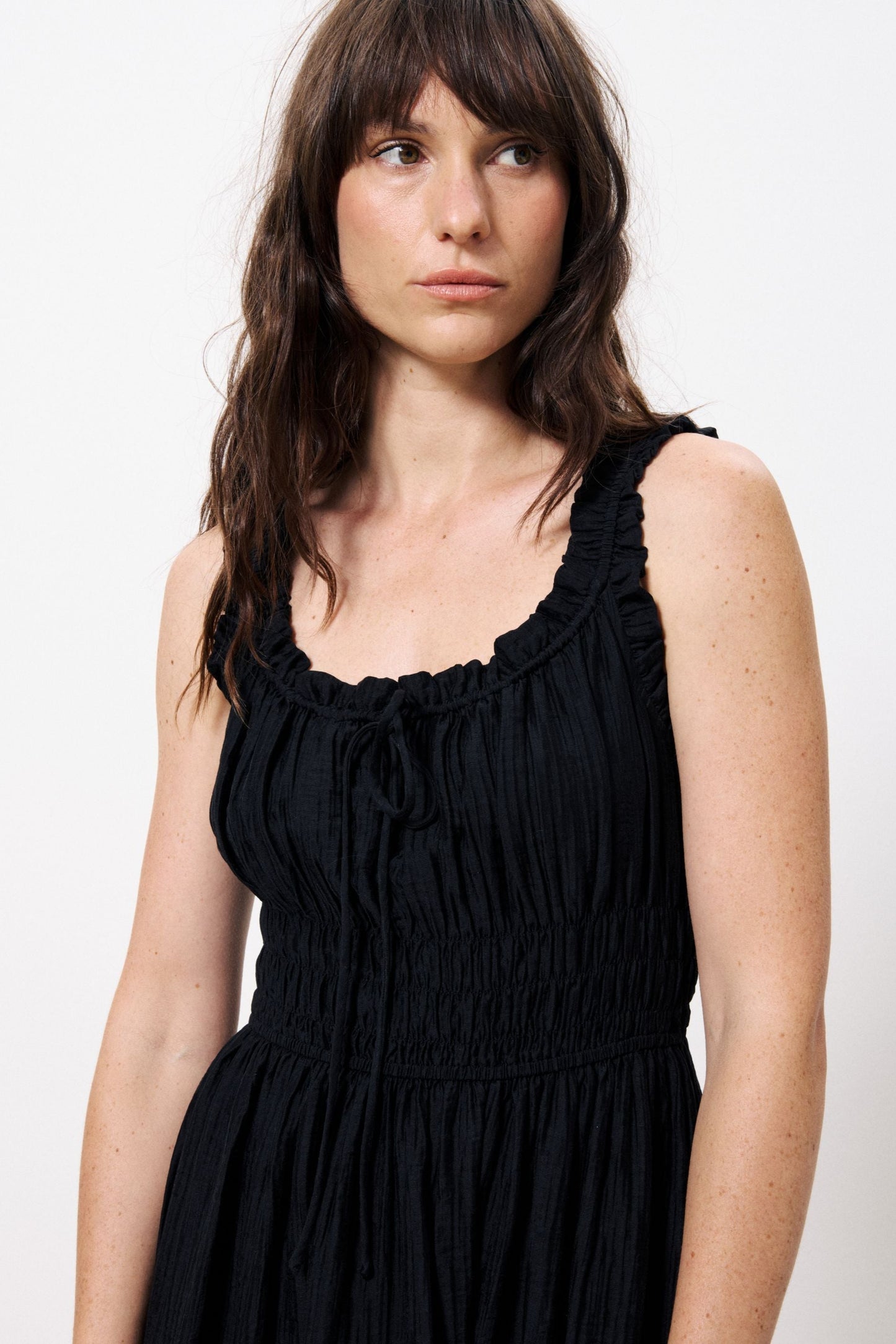 Robe noire Sanne