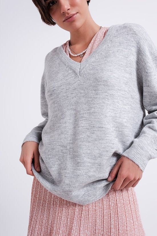 Nadia V neck sweater in light grey - Ms.Meri Mak