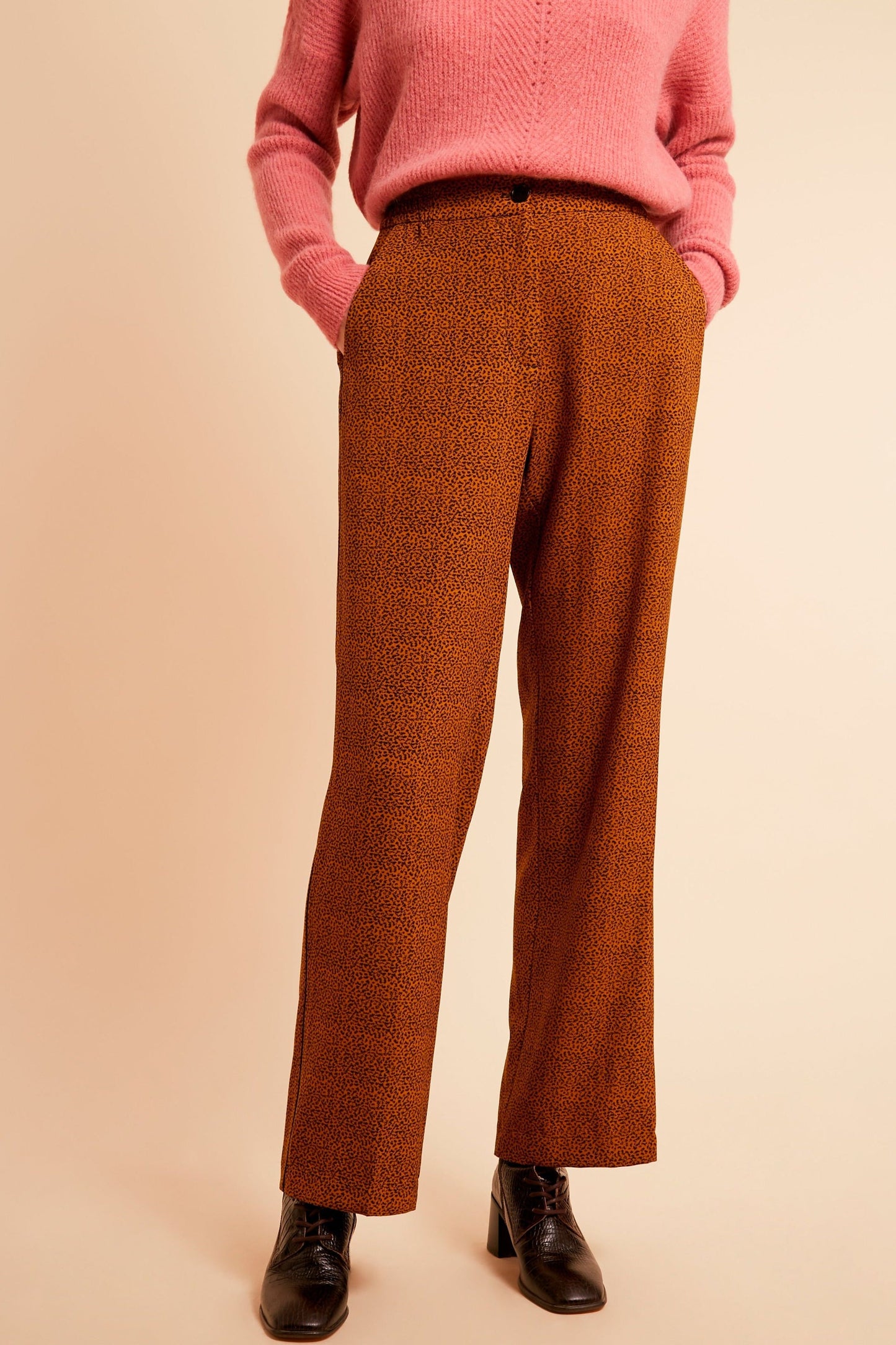 Pazkie Pant - Ms.Meri Mak