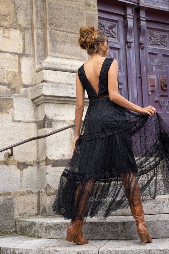 Aali Tiered Tulle Midi Dress - Ms.Meri Mak