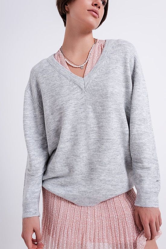 Nadia V neck sweater in light grey - Ms.Meri Mak