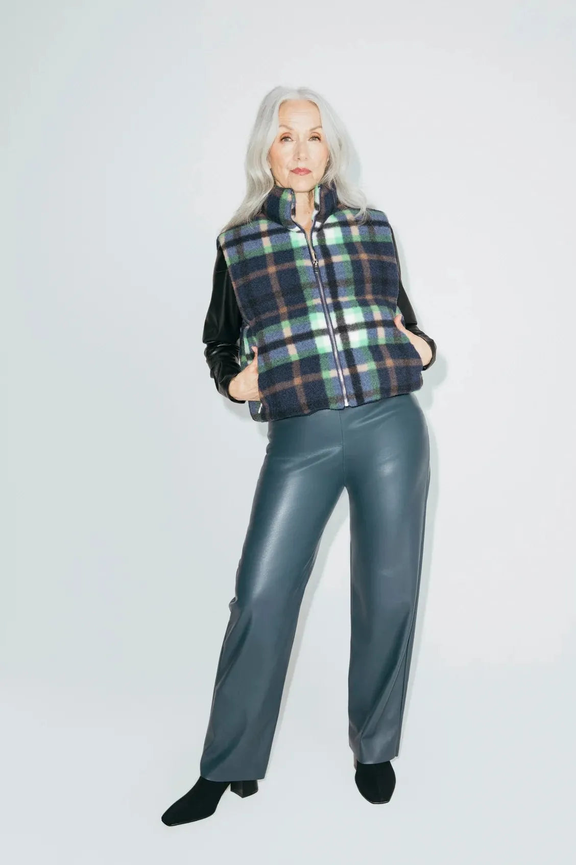 LEATHER TROUSER Ms.Meri Mak