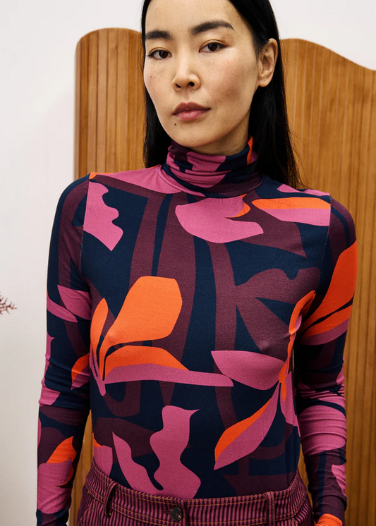 Oregan Geo Floral Turtleneck