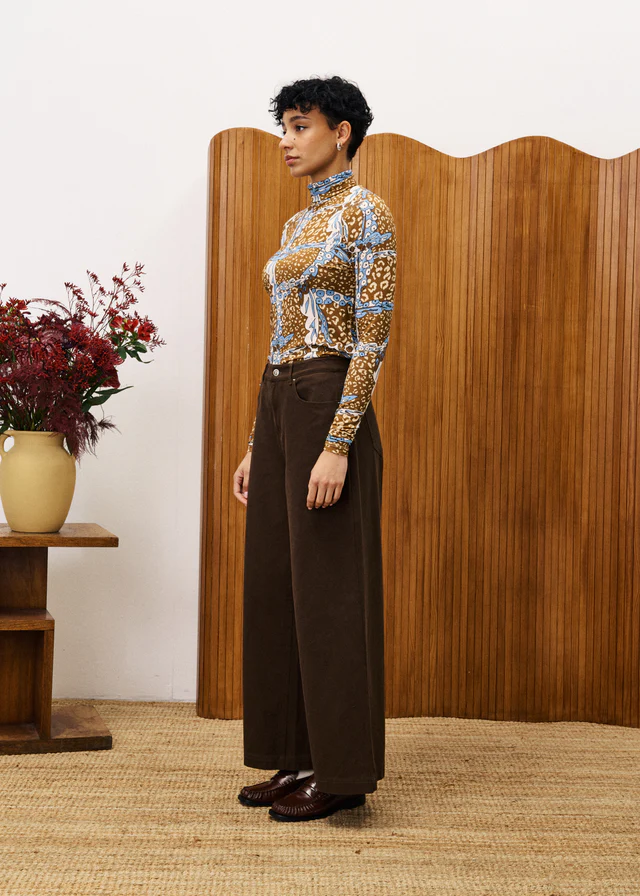 Romarin Leo Ochre Turtleneck