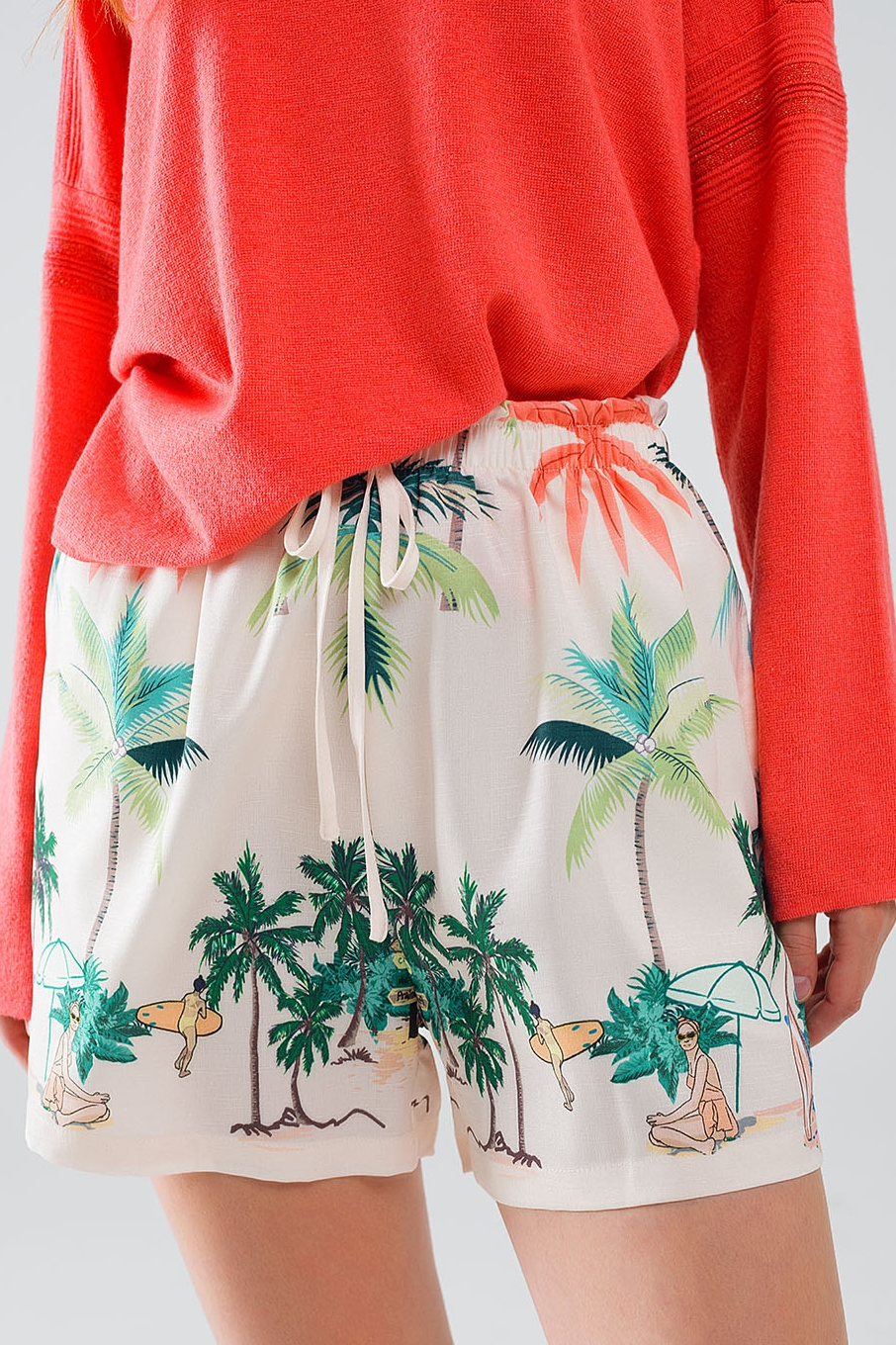 Cream Shorts With Beach Print And Elastic Waist