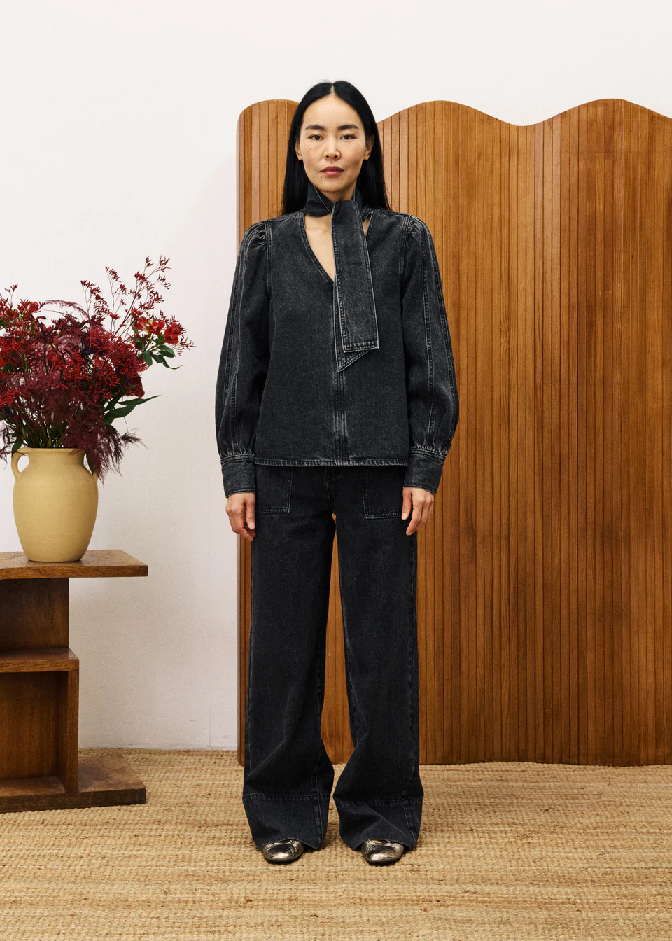 CLARKIA Black Jeans