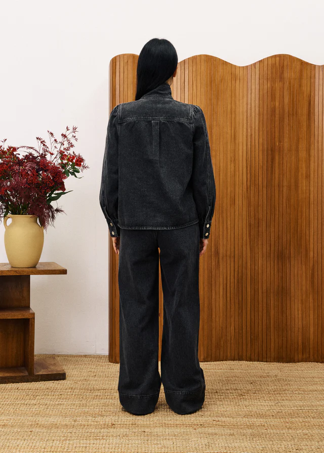 CLARKIA Black Jeans