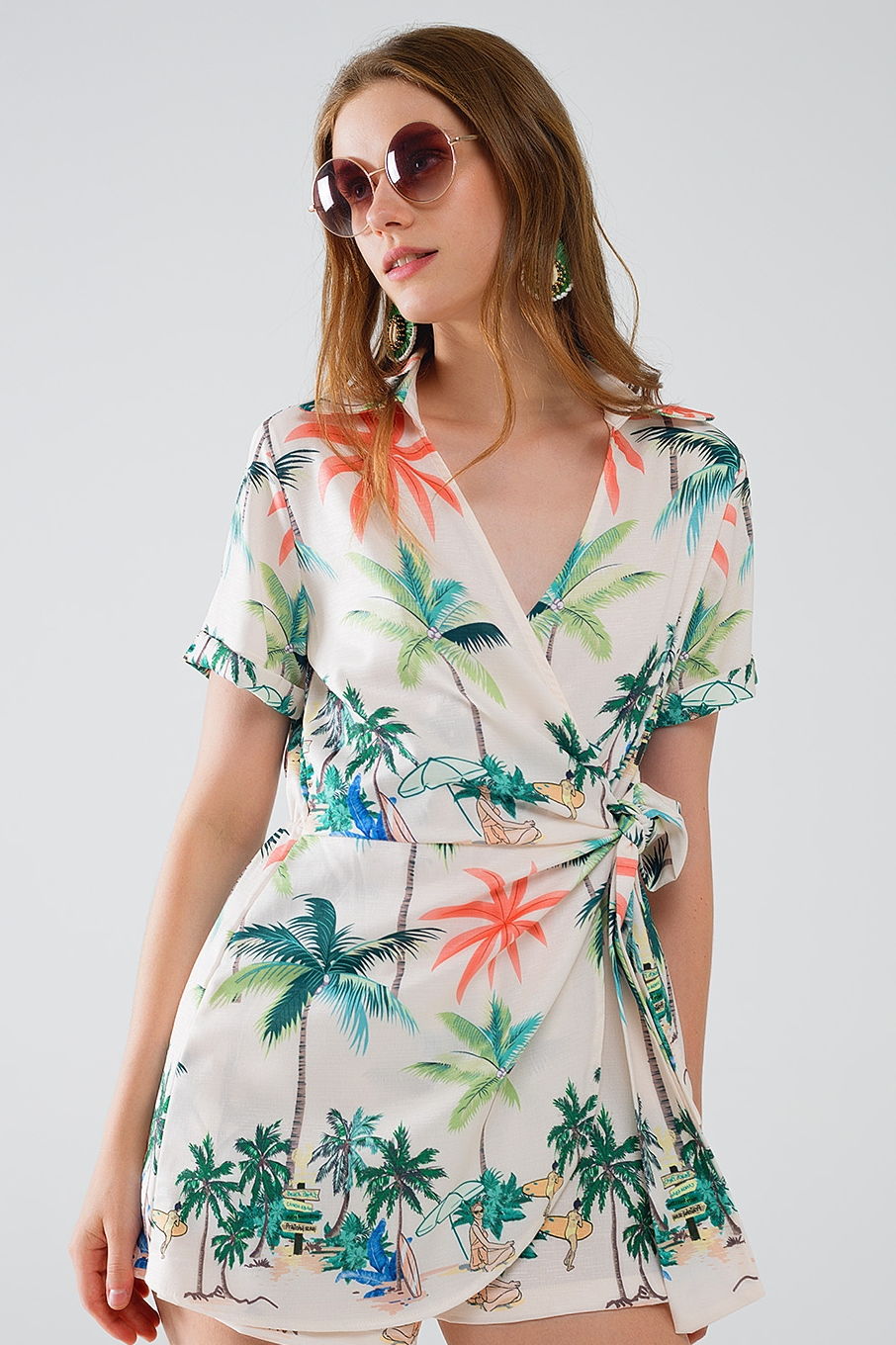 Robe-romper enveloppante tropicale