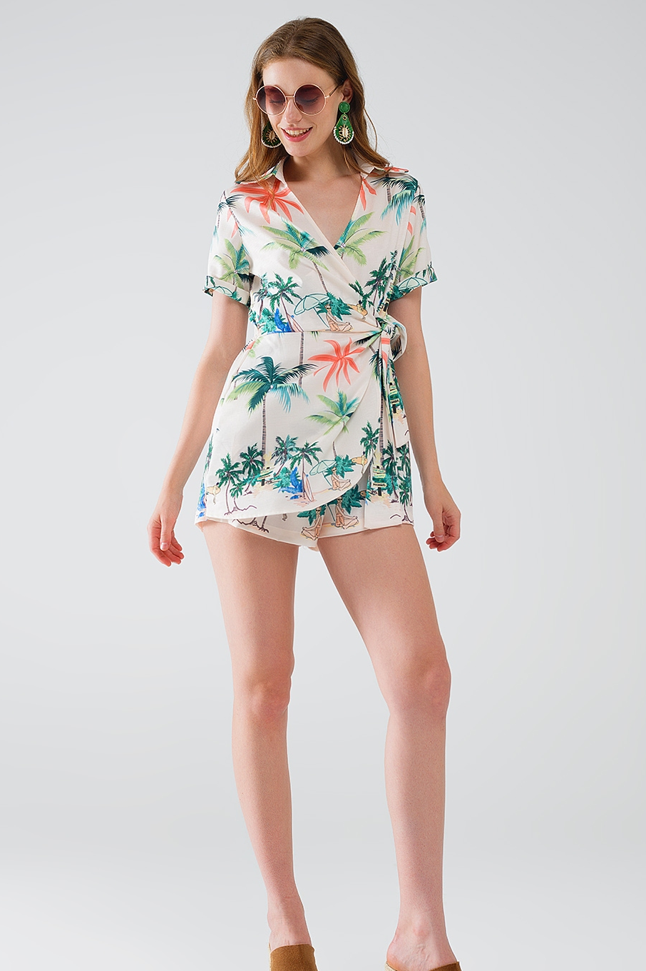 Robe-romper enveloppante tropicale