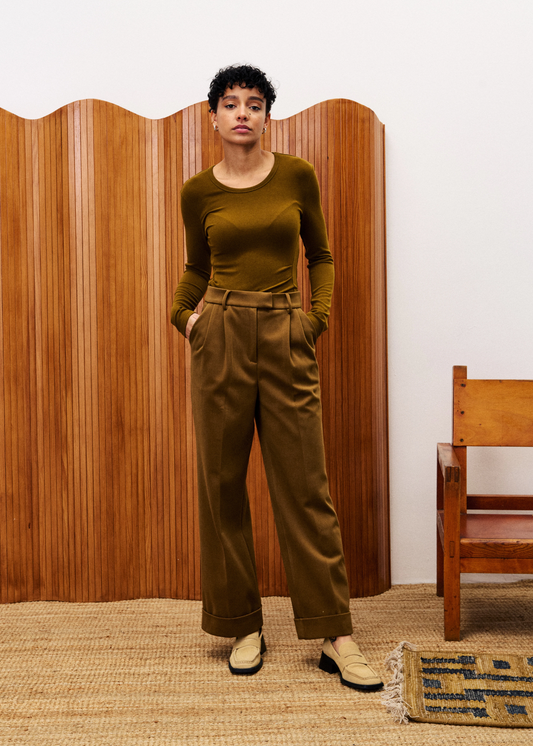 Goyavier Olive Fitted Long Sleeve Tee