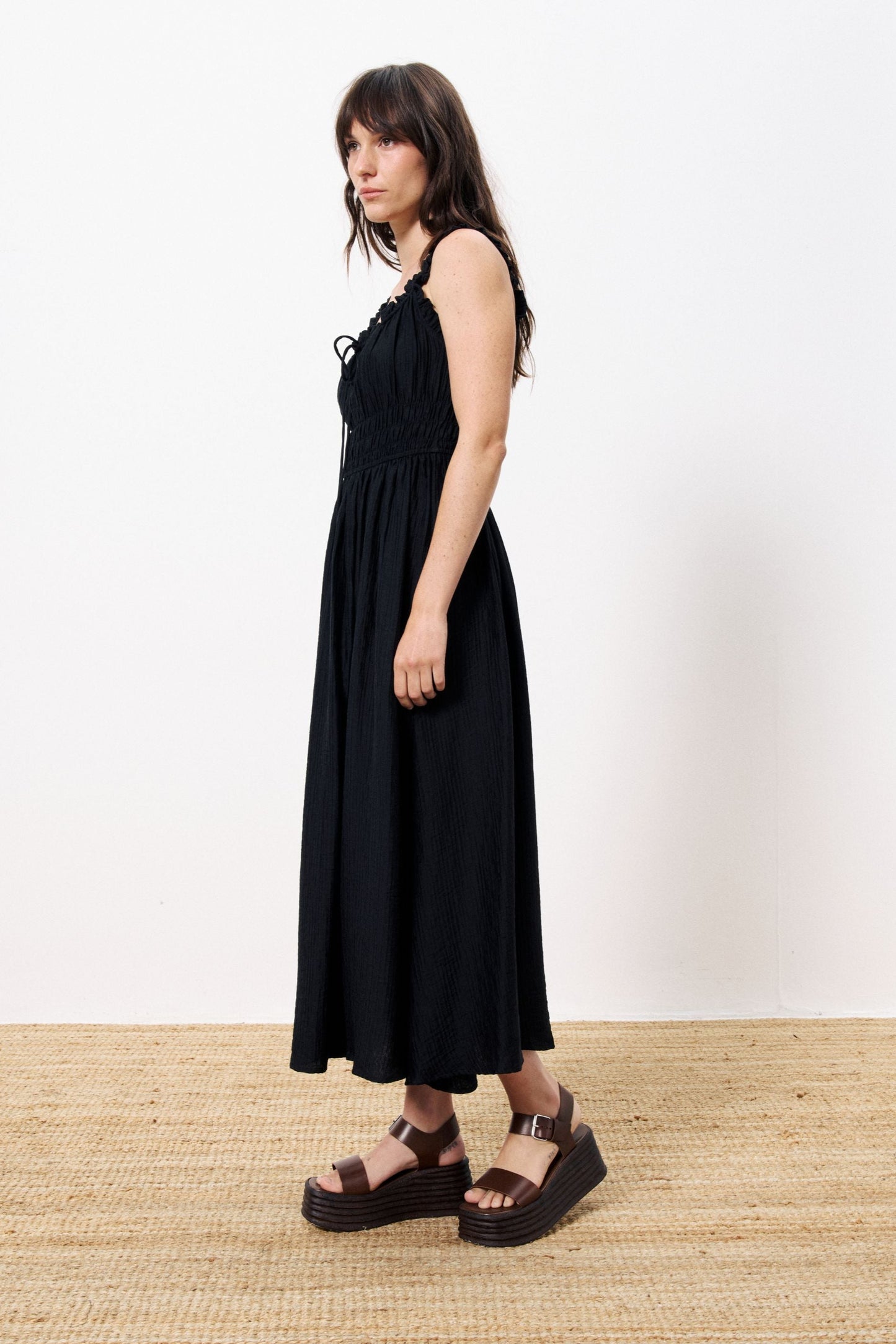 Sanne Black Dress